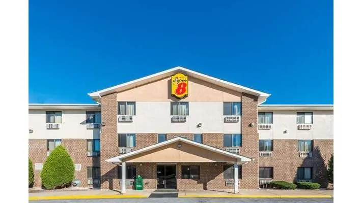 Super 8 by Wyndham Front Royal Near Shenandoah National Park