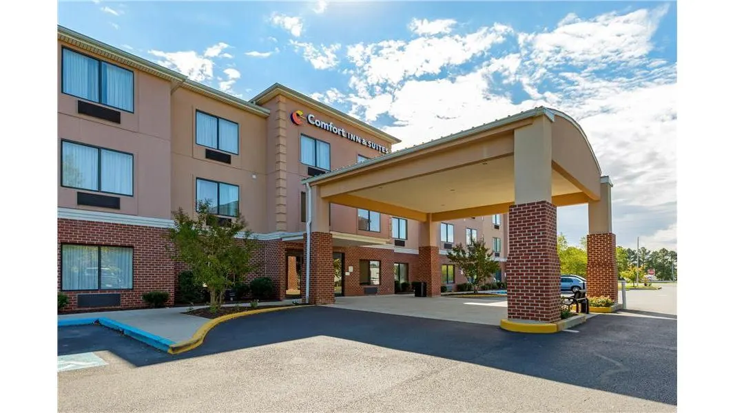 Comfort Inn & Suites Cambridge