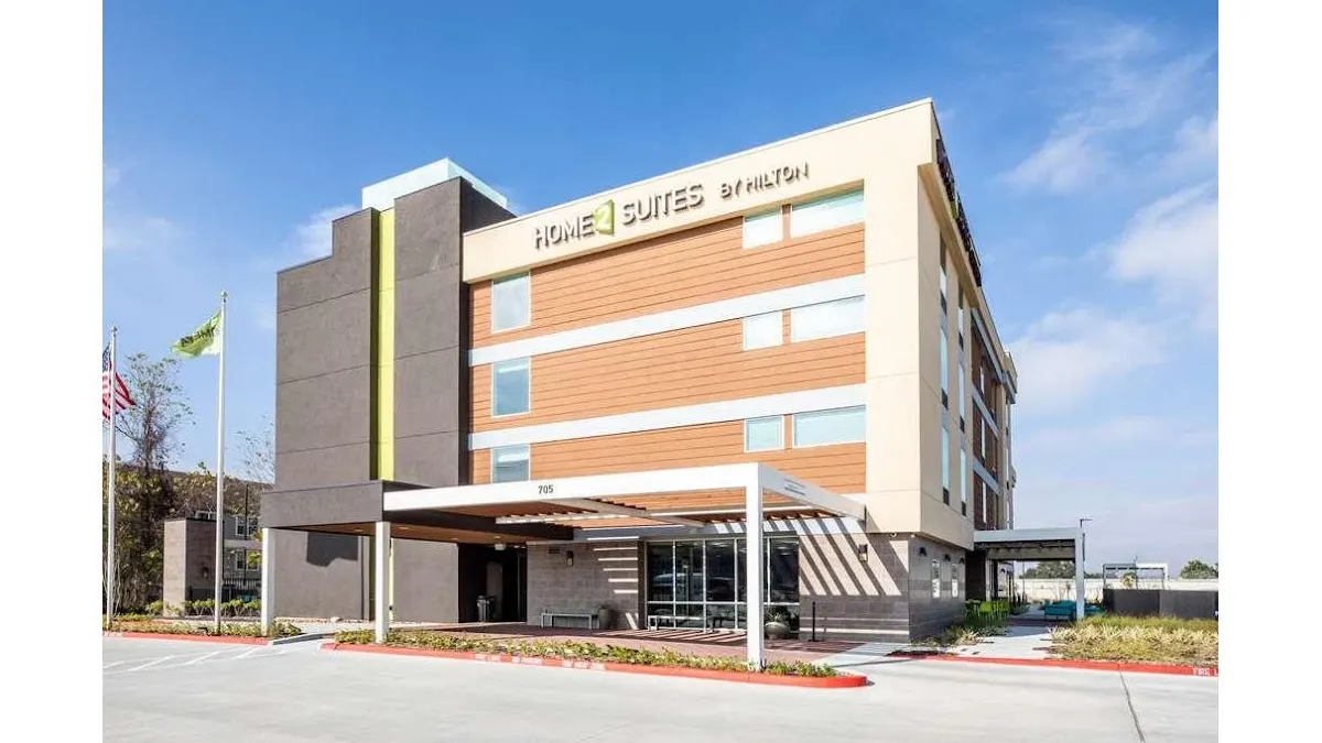 Home2 Suites by Hilton Houston IAH Airport Beltway 8