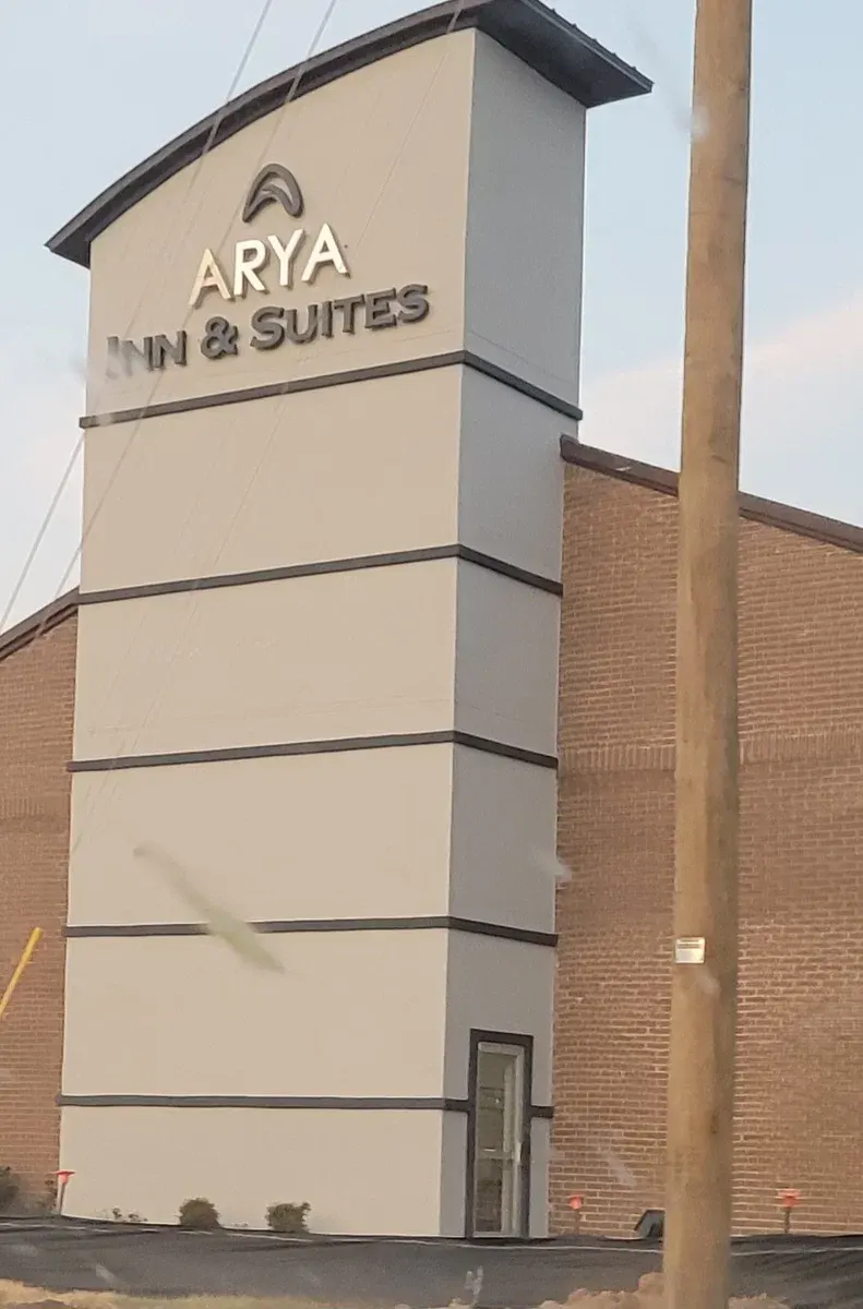 Arya Inn and Suites
