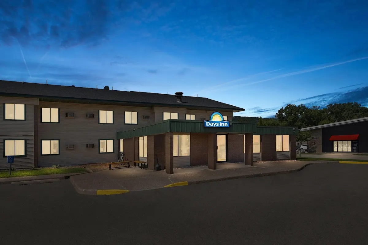 Days Inn by Wyndham Winona