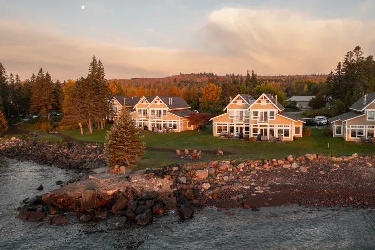 Larsmont Cottages on Lake Superior