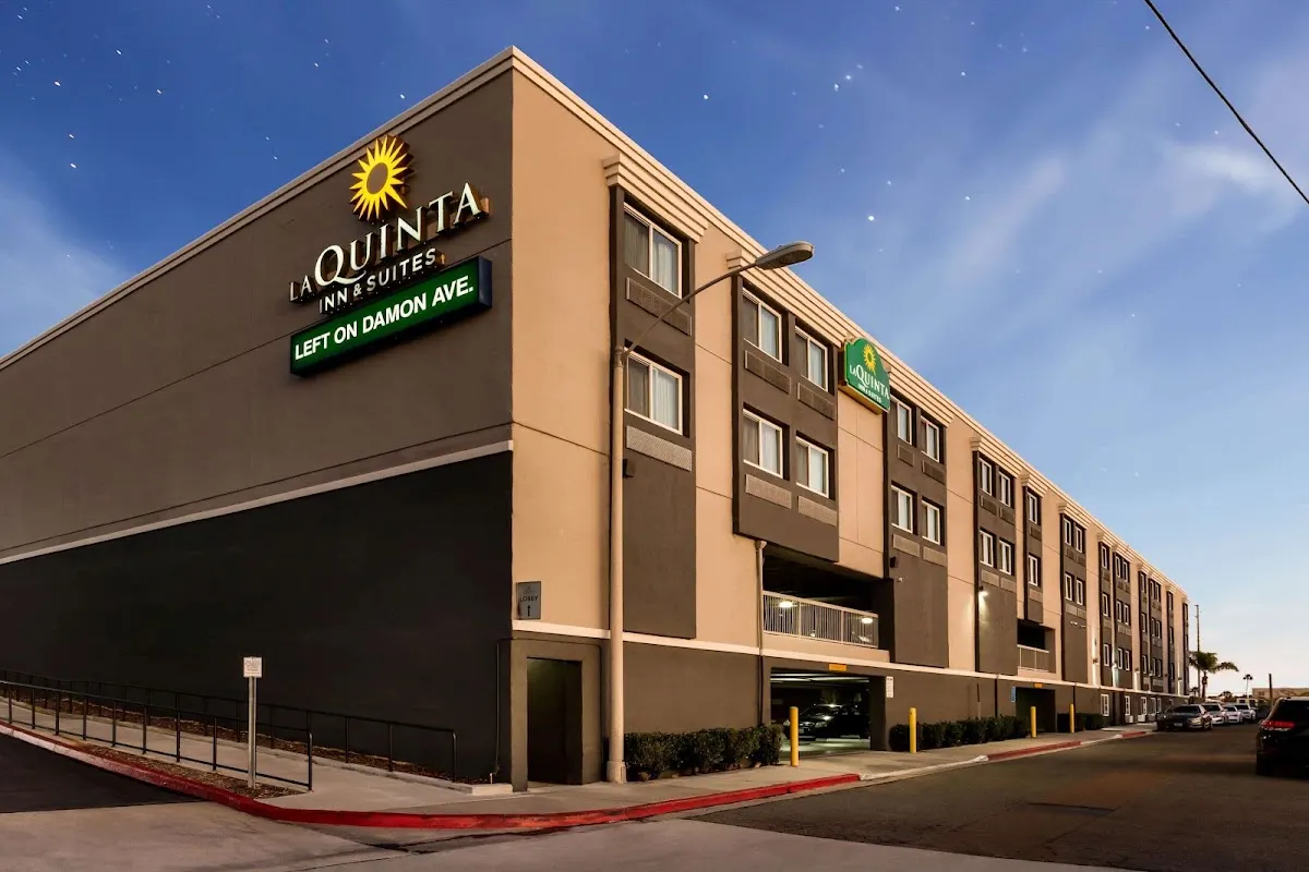 La Quinta Inn & Suites by Wyndham San Diego Mission Bay