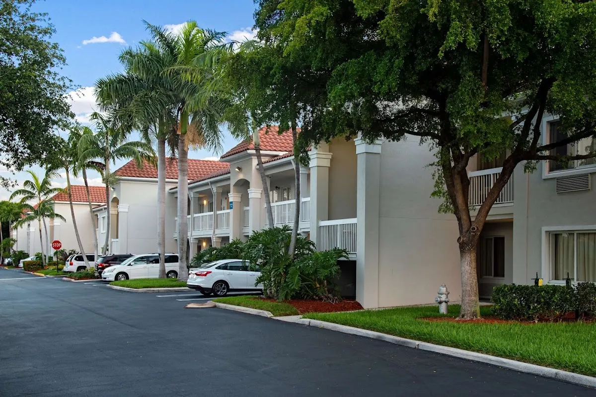 Studio 6 Extended Stay - West Palm Beach, FL