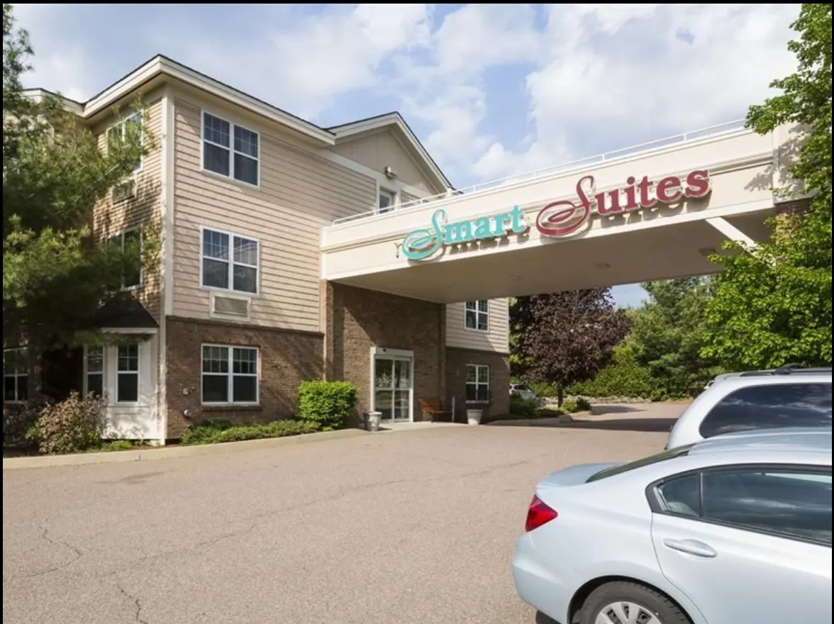 Smart Suites, an Ascend Collection Hotel