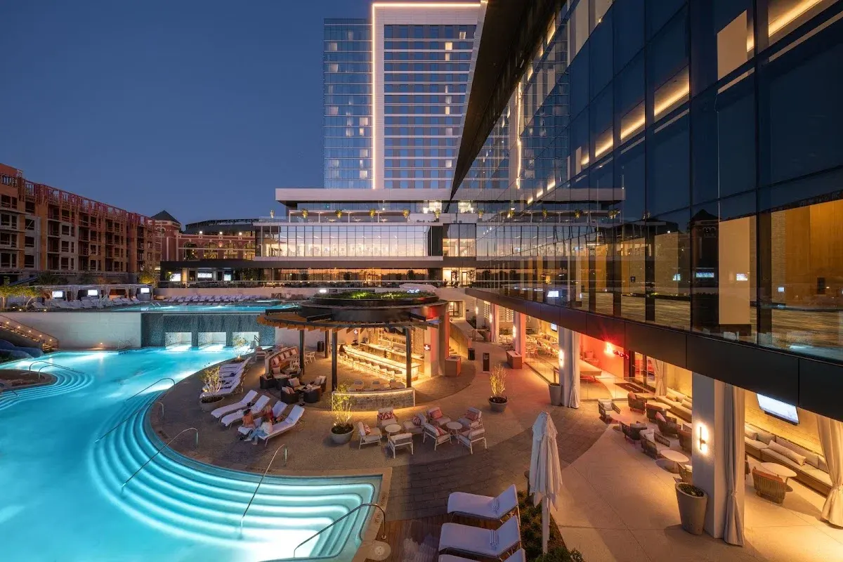 Loews Arlington Hotel & Convention Center