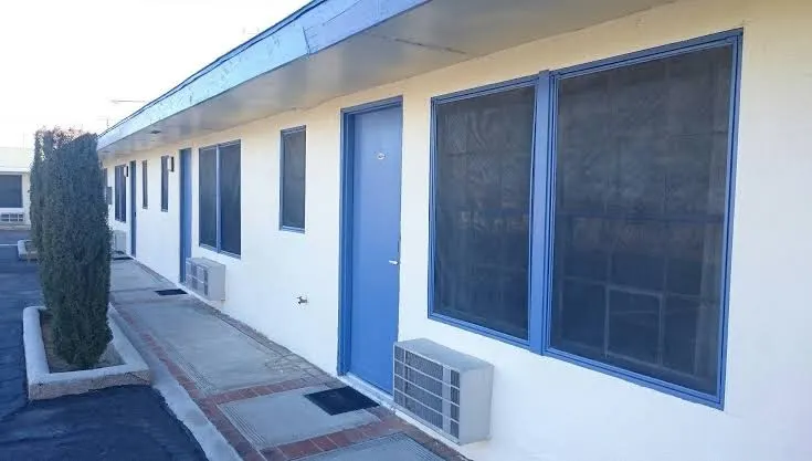 Budget Inn