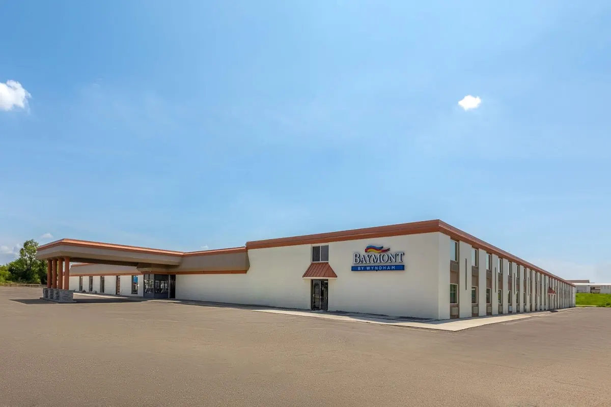 Baymont by Wyndham Jamestown Conference Center & Water Park