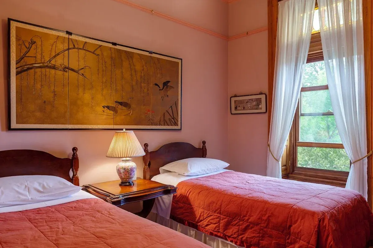 2 Bedroom Suite NYC