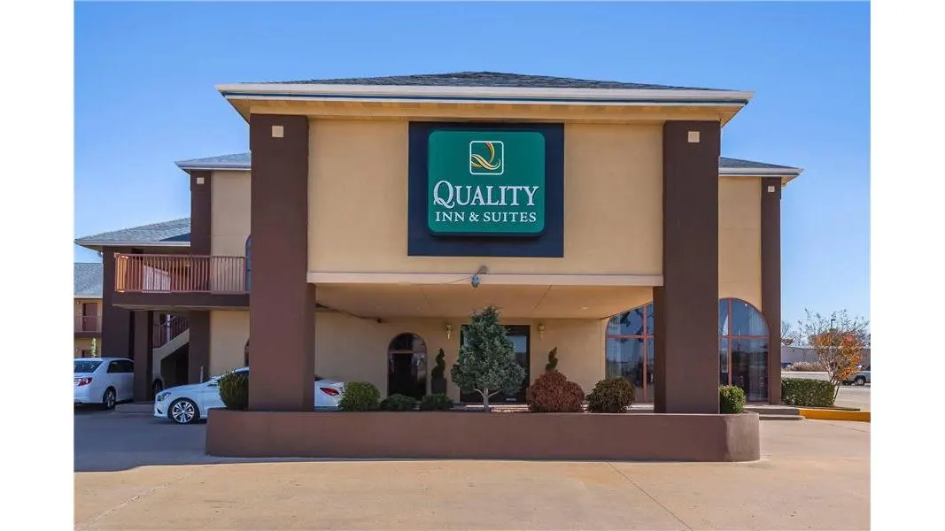 Quality Inn & Suites Owasso US-169