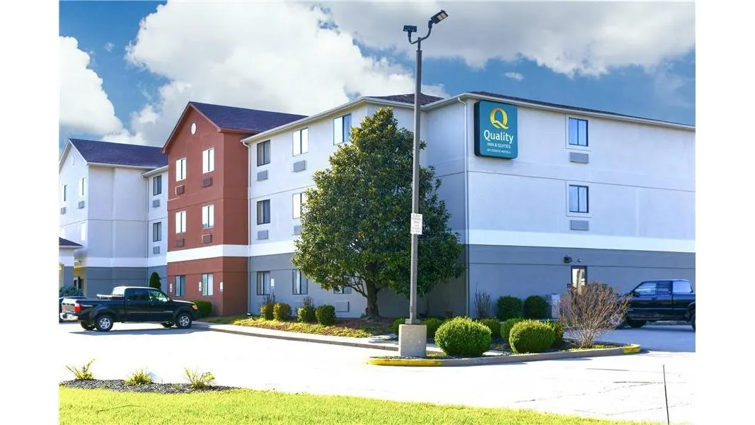 Quality Inn & Suites Brooks Louisville South