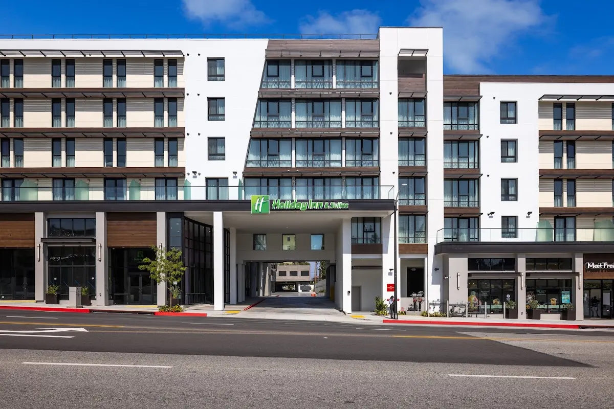 Holiday Inn & Suites Monterey Park - Los Angeles