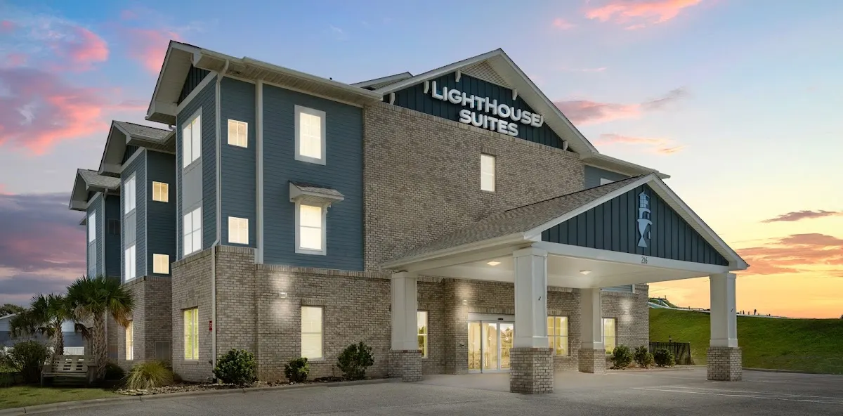 Lighthouse Suites - Best Western Signature Collection