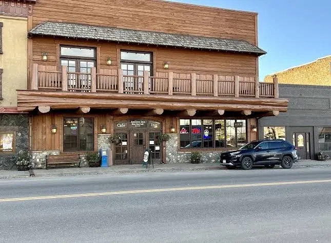 Antlers Inn