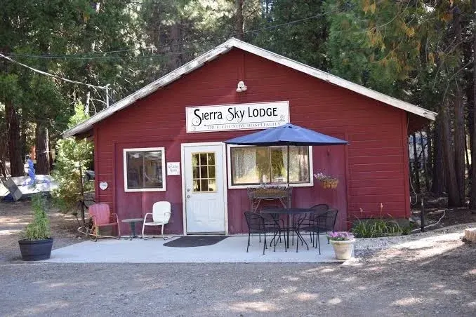 Sierra Sky Lodge