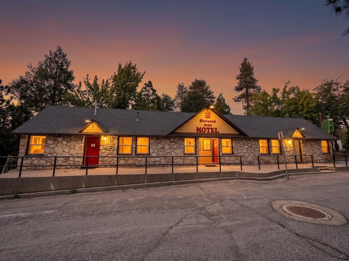 Sherwood Arms Motel