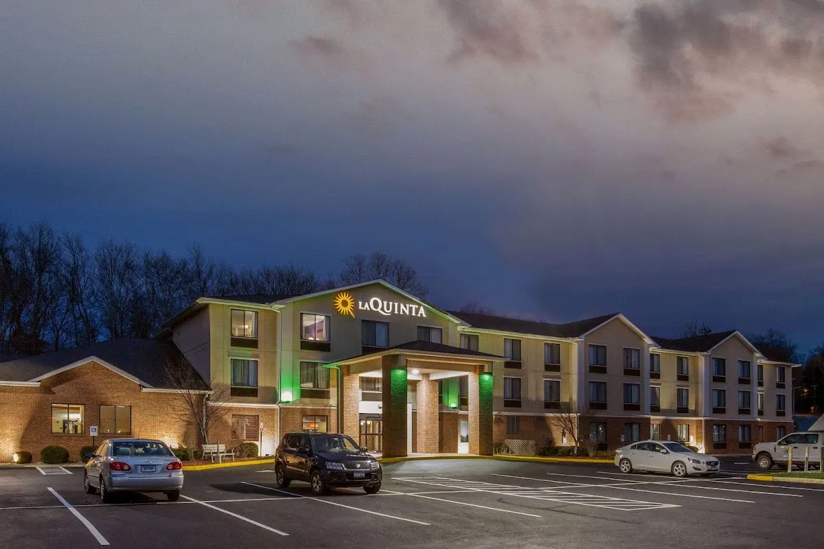 La Quinta Inn & Suites by Wyndham Norwich-Plainfield-Casino