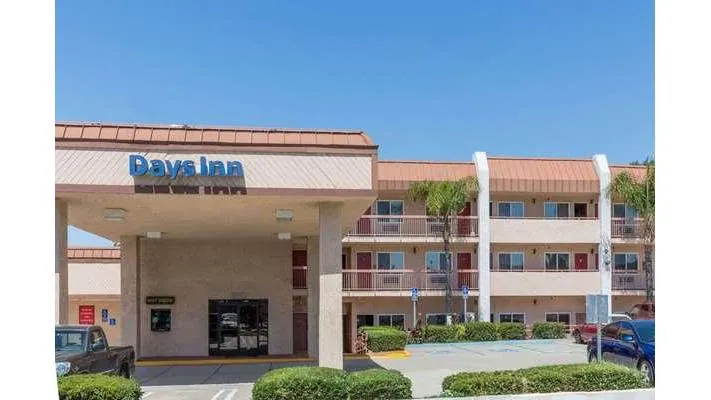 Days Inn by Wyndham Ontario Airport