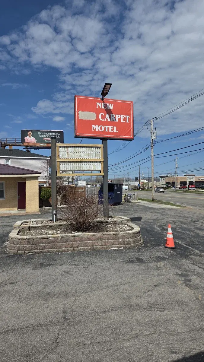 Red Carpet Inn