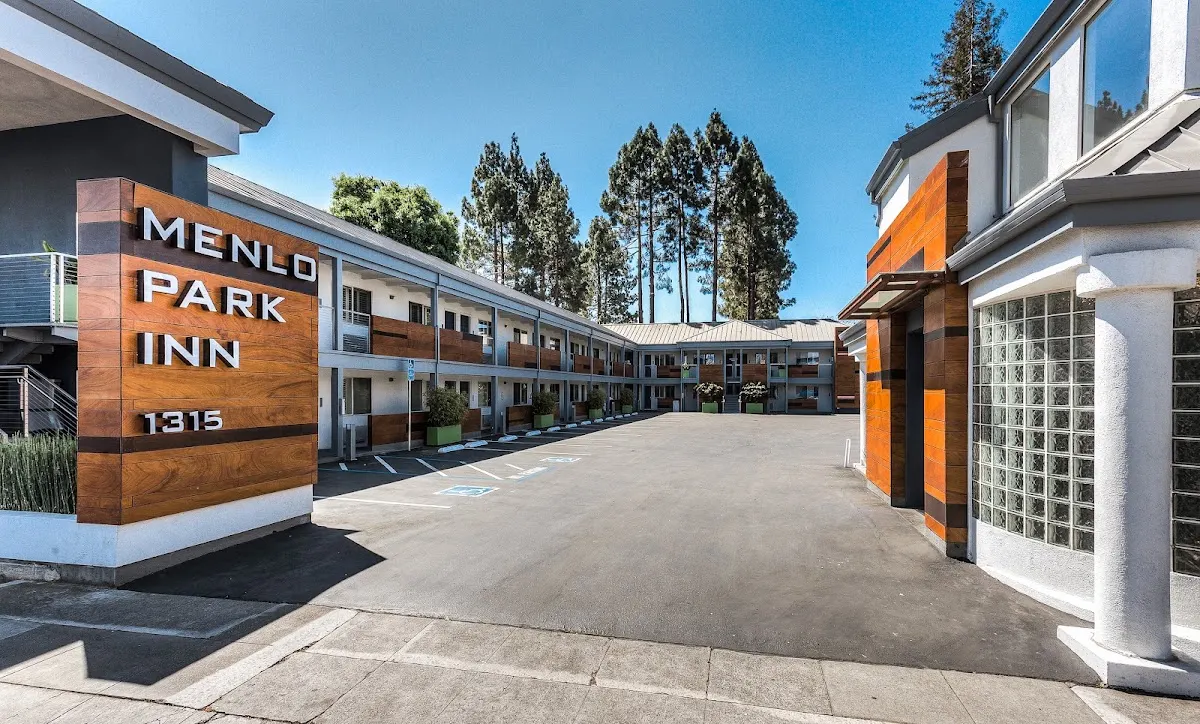 Menlo Park Inn