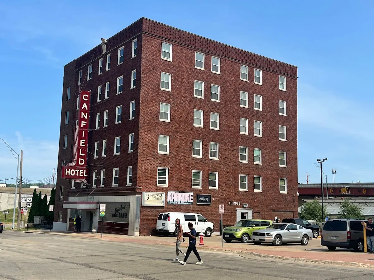 Canfield Hotel Dubuque