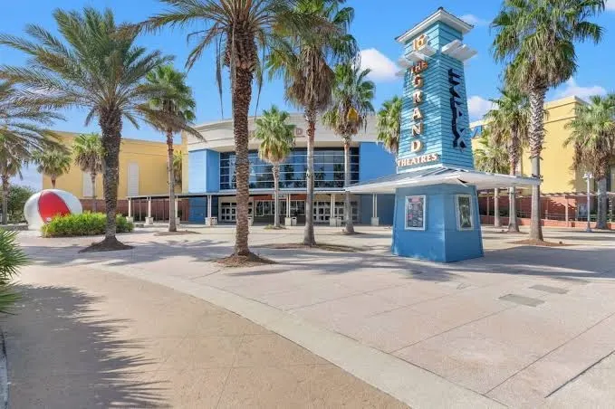 Splash Resort 1405E