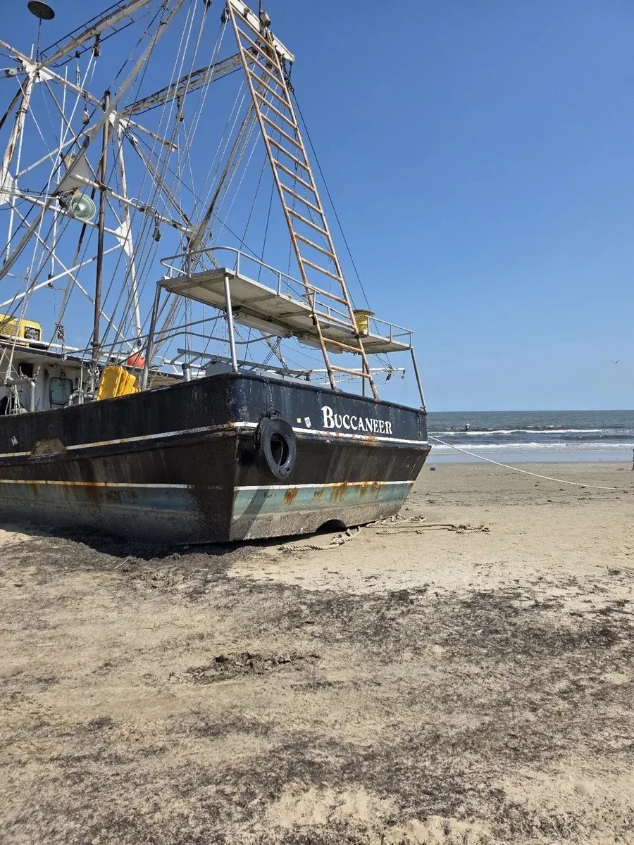 Beachfront Group Getaway on Bolivar Peninsula