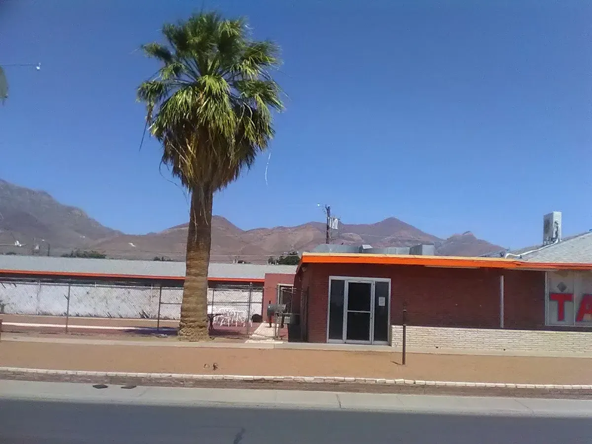 Hawaiian Royale apartments
