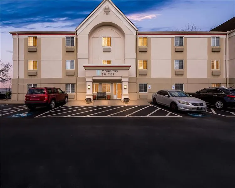 MainStay Suites Cincinnati Blue Ash