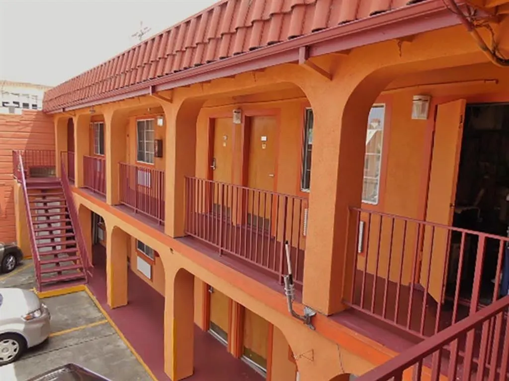 Inn at Golden Gate