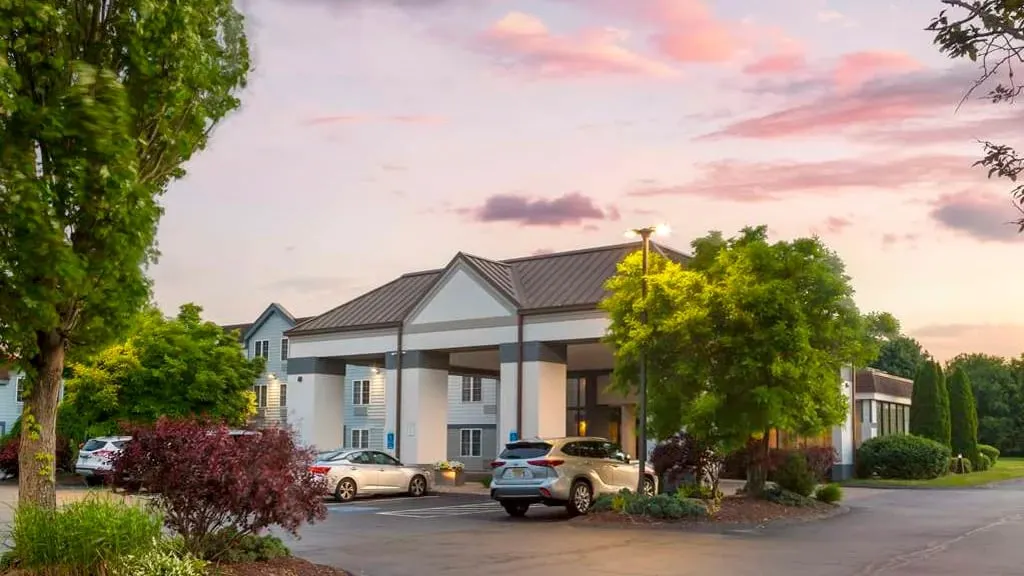 Best Western Hartford Hotel & Suites