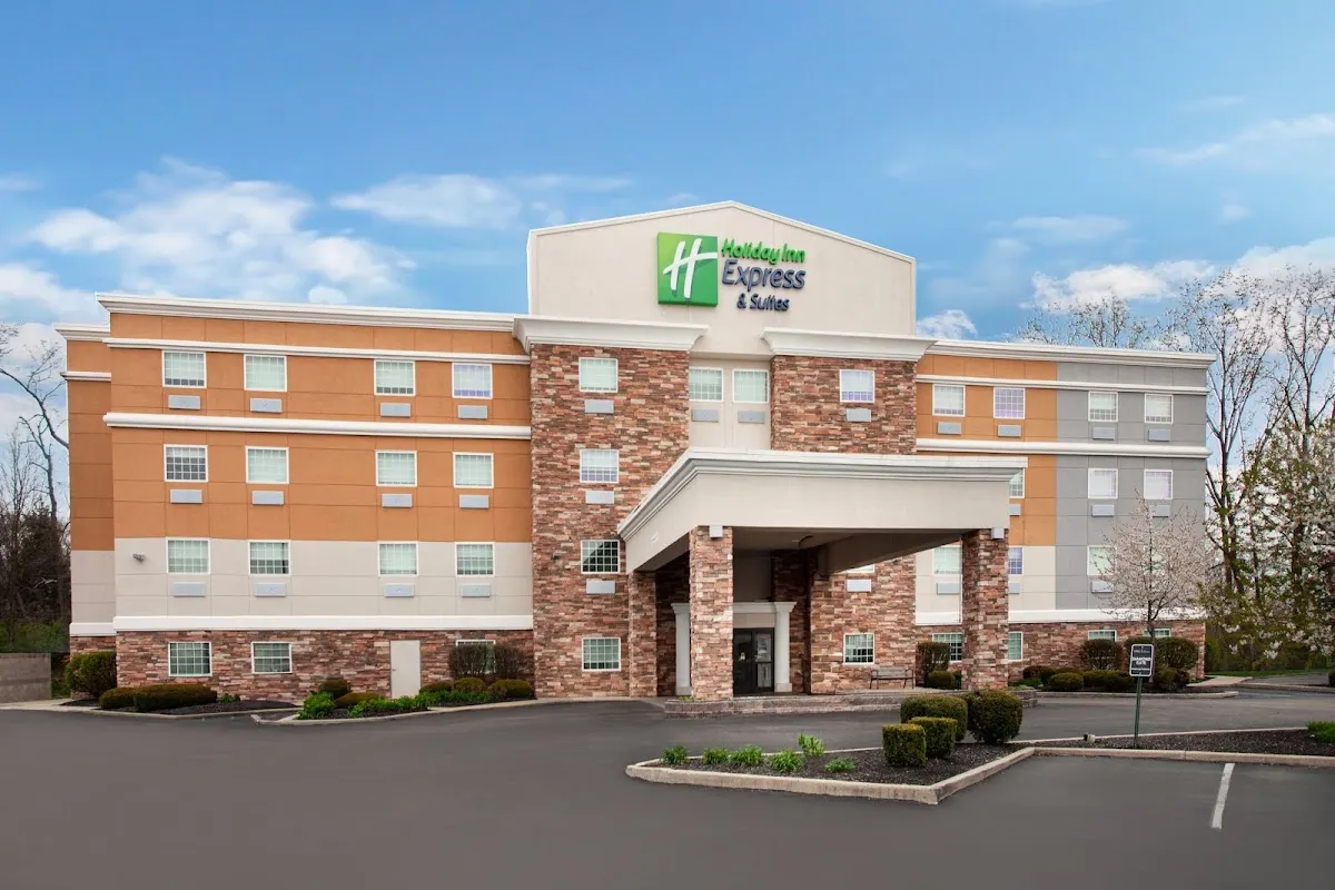 Holiday Inn Express & Suites Carmel North - Westfield by IHG