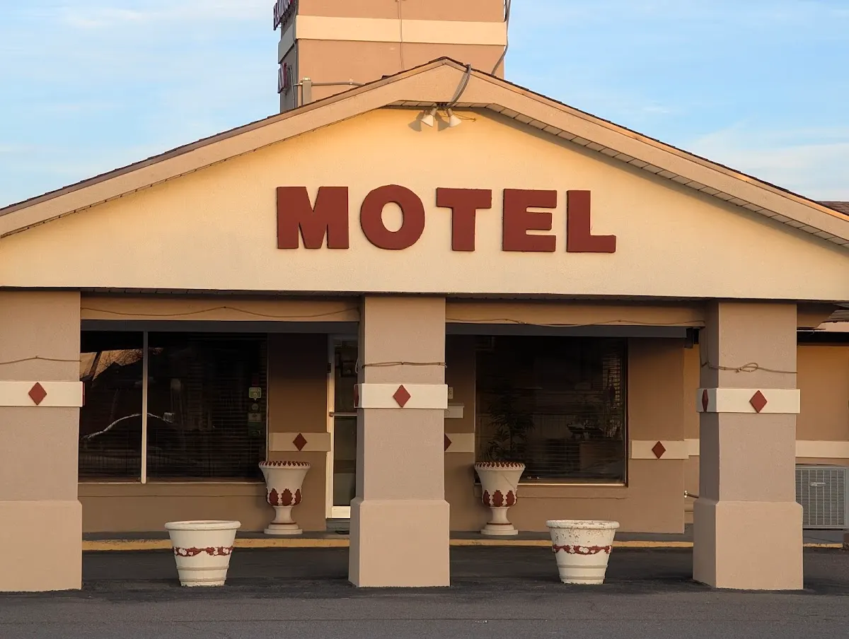 Flamingo Inn