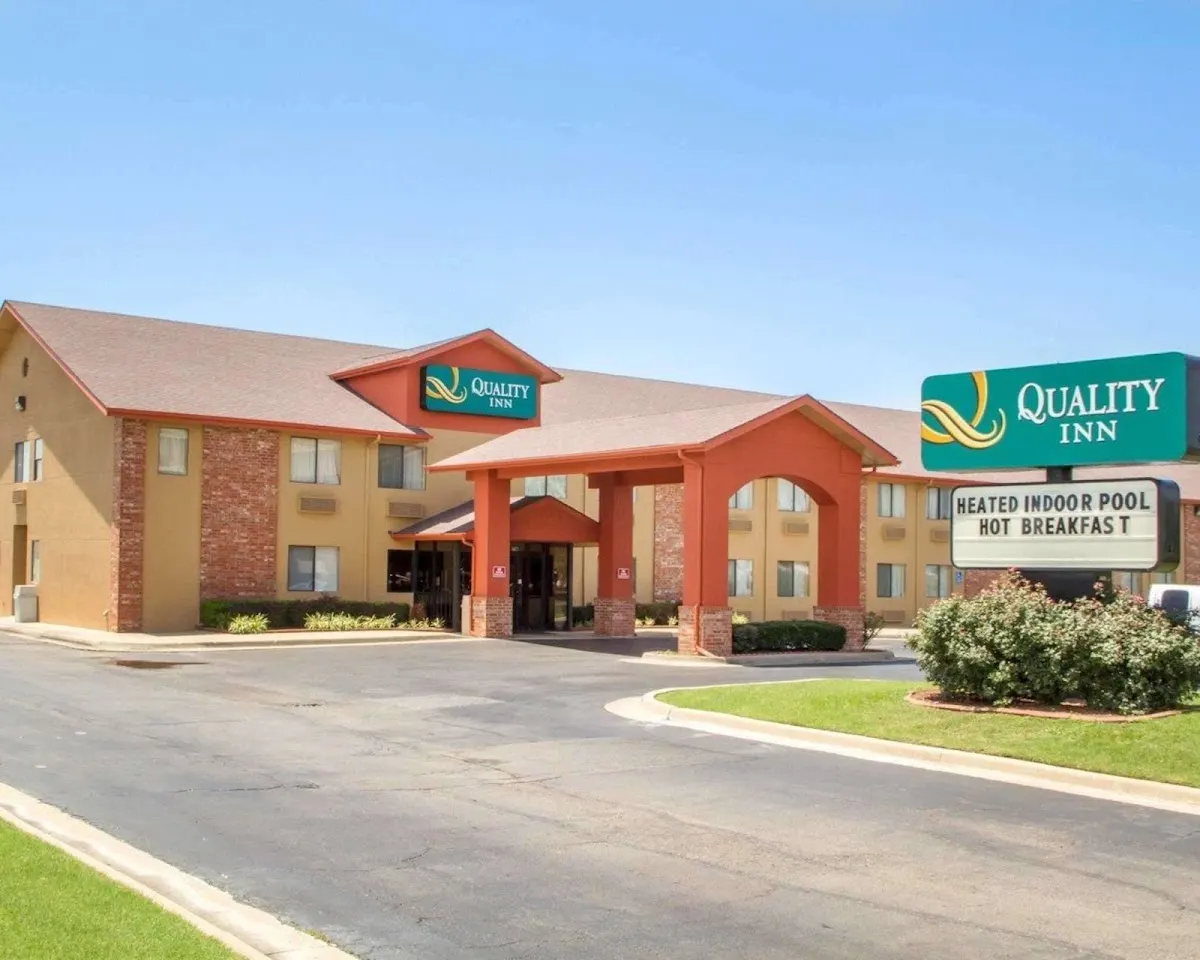 Quality Inn Broken Arrow - Tulsa