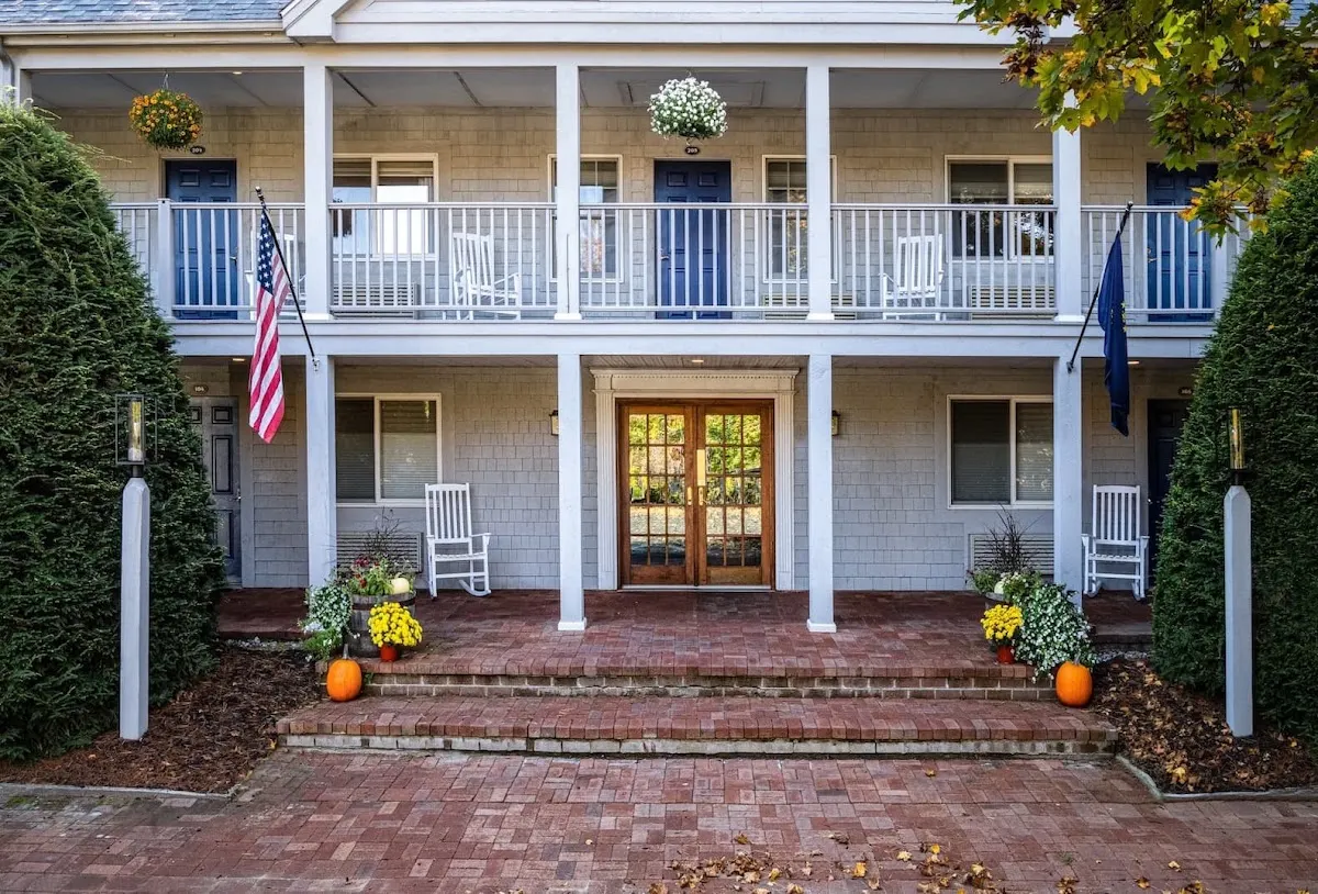 Riverhouse