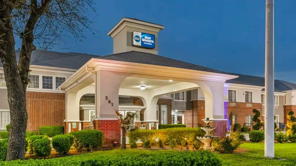 Best Western Fort Worth Inn & Suites
