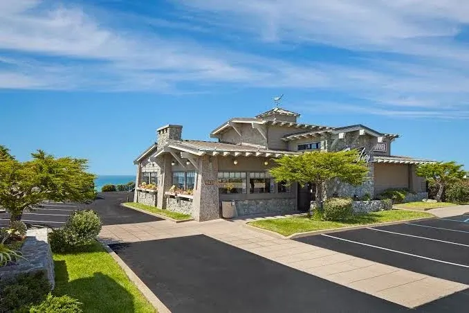 Cavalier Oceanfront Resort