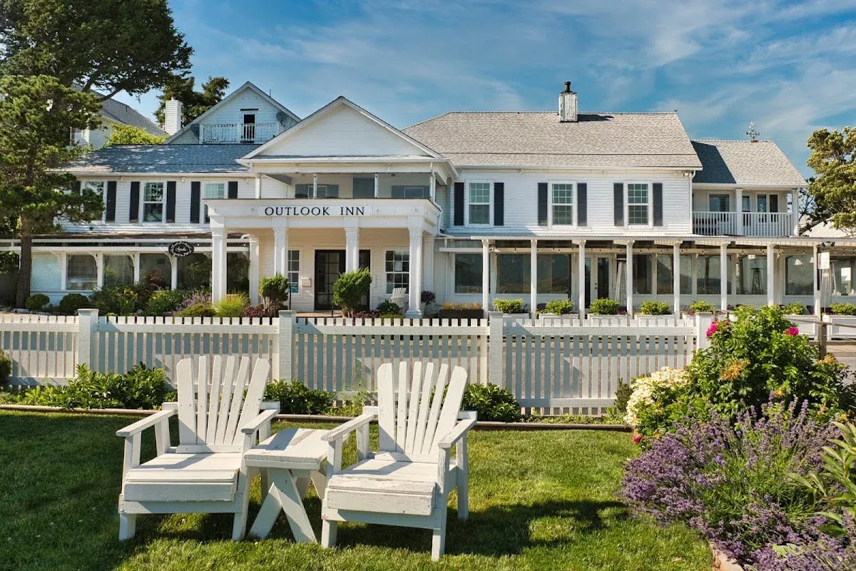 Outlook Inn