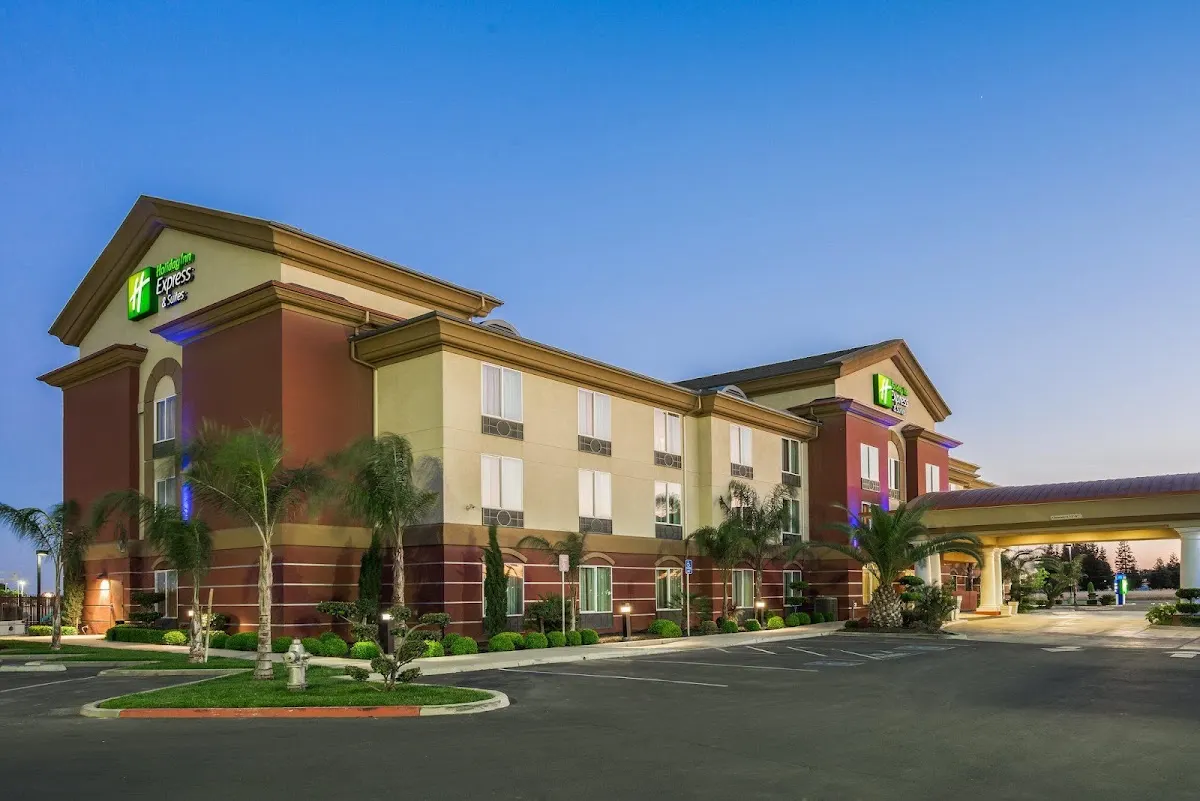 Holiday Inn Express & Suites Chowchilla - Yosemite Park Area by IHG
