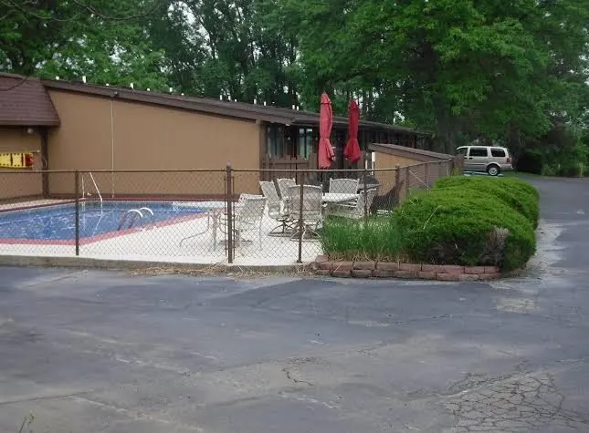 Arbor Inn of Historic Marshall