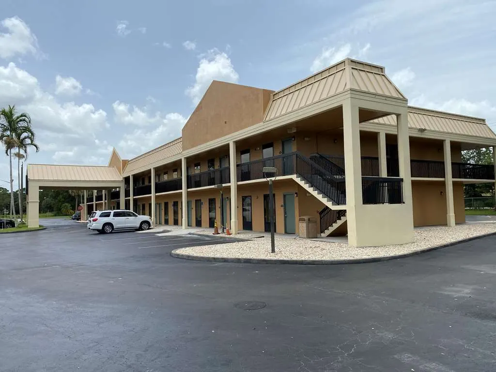 Fort Pierce Hotel