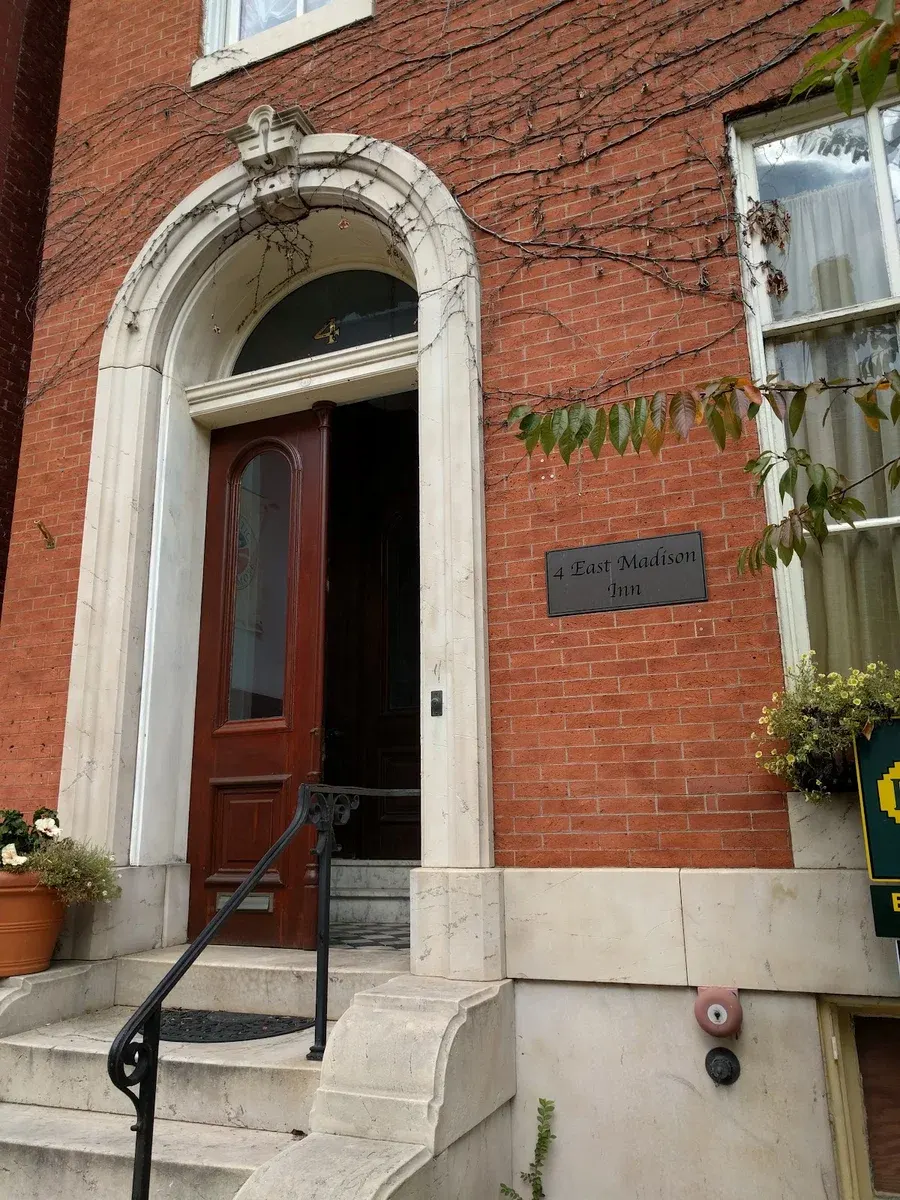 4 East Madison Inn