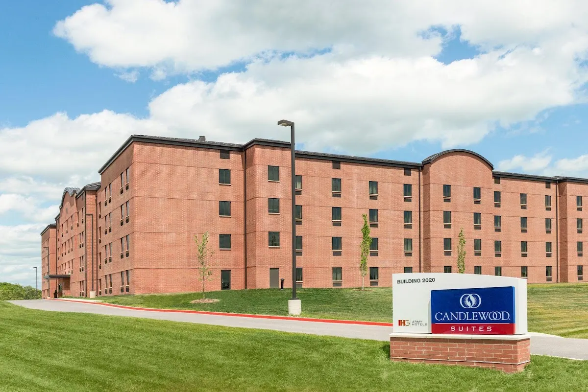 Candlewood Suites Building 2020