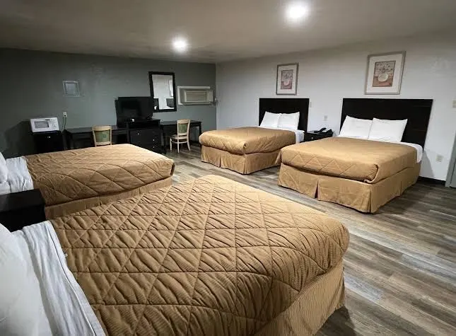 Budget Inn Ada