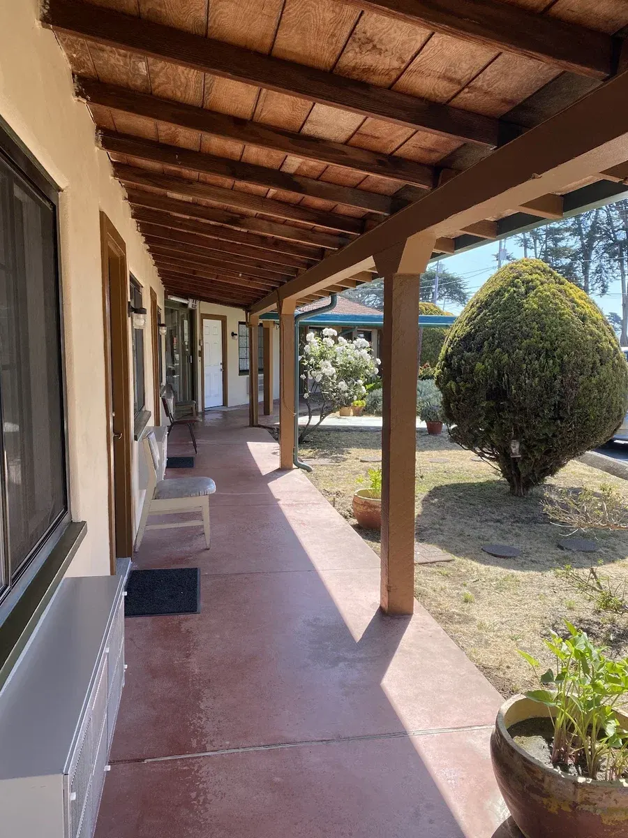 El Rancho Motel