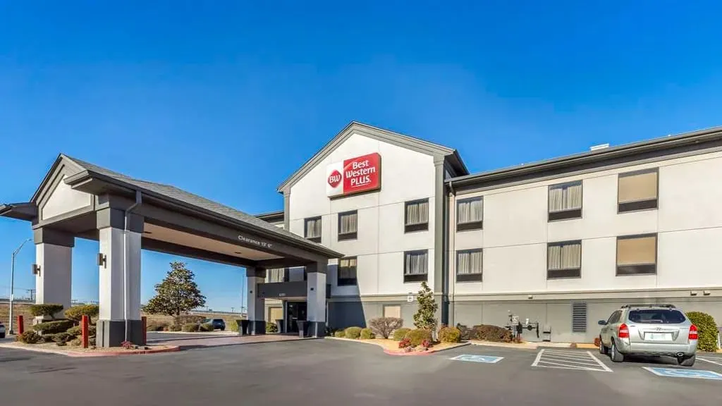 Best Western Plus Midwest City Inn & Suites