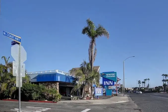 Newport Channel Inn