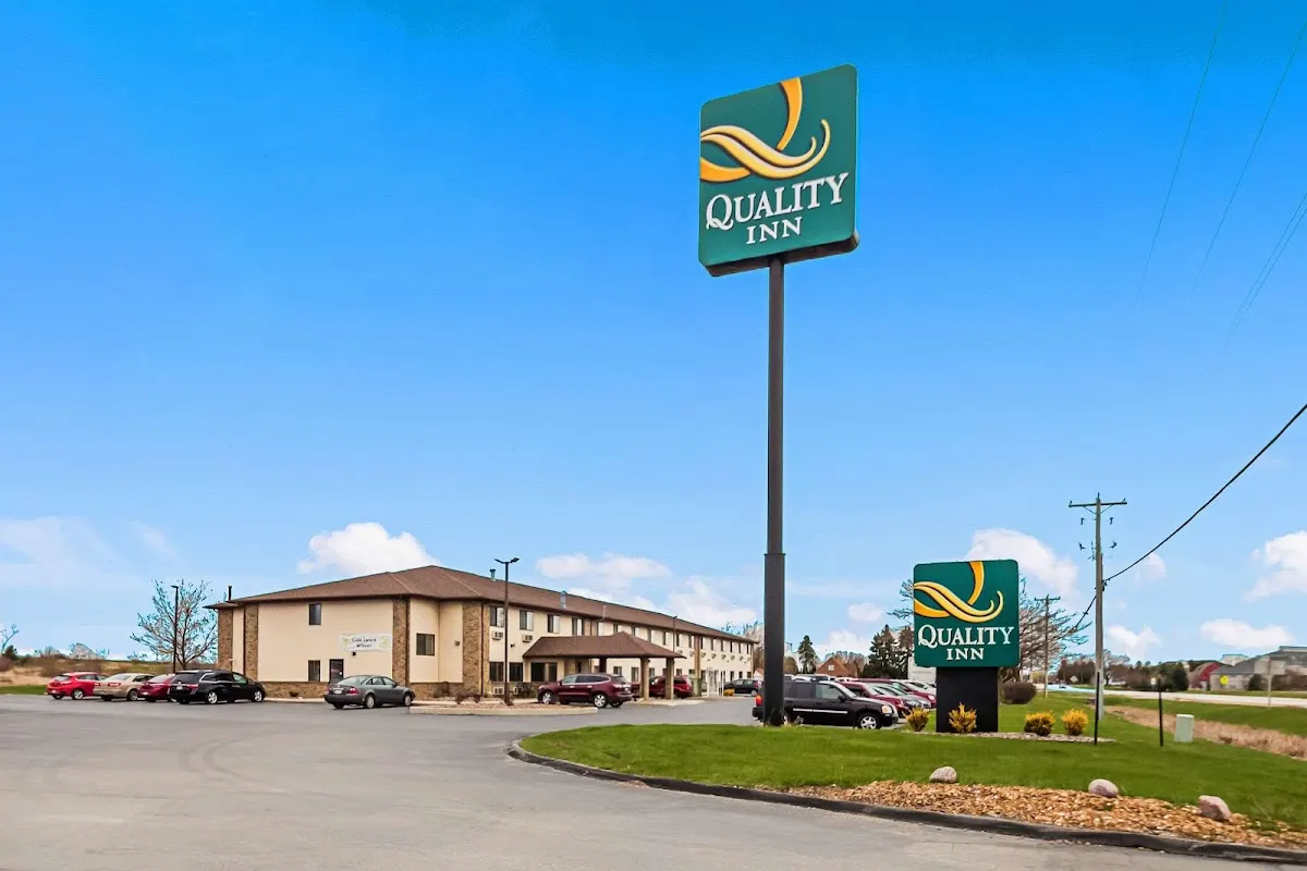 Quality Inn Sheboygan North I-43