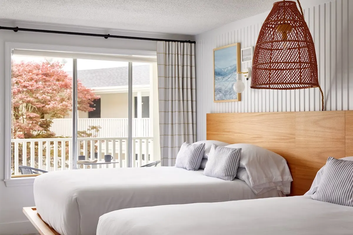 Parker Beach Lodge