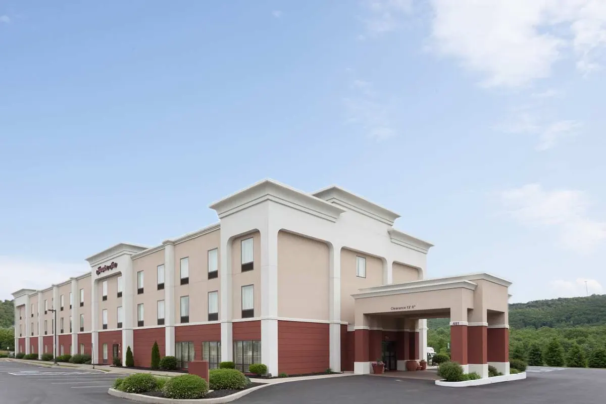 Hampton Inn Pine Grove